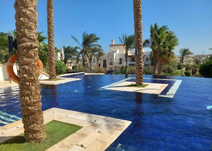 Apartment Scenic Cosy Nest - Infinity Pool - Ancient Sands