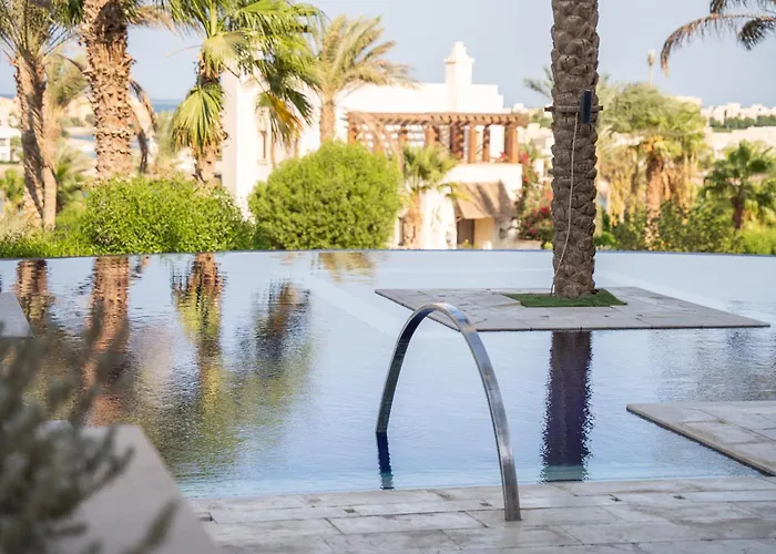 Scenic Cosy Nest - Infinity Pool - Ancient Sands Appartement